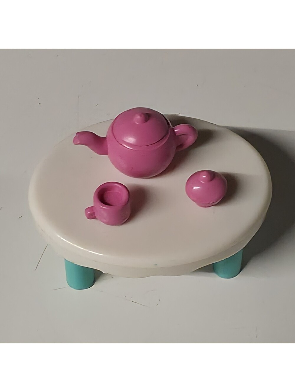 Peppa Pig Treehouse and George's Fort Playset Table With Tea Set Replacement